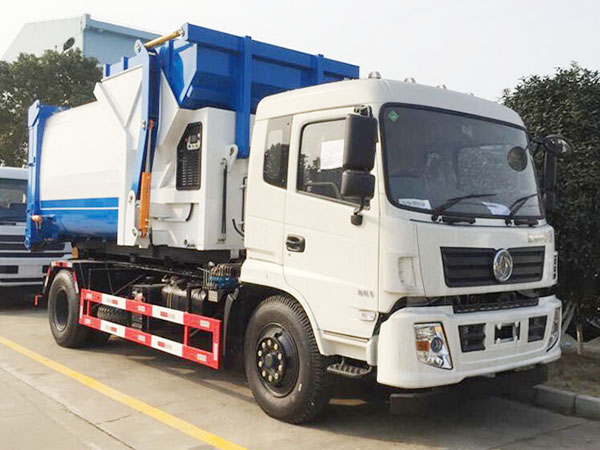 东风145拉臂式垃圾蓝颜gtv
